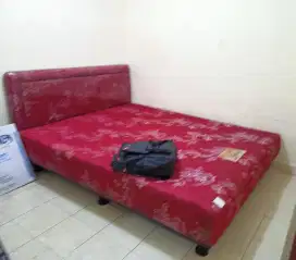 Springbed Dipan Queen Size
