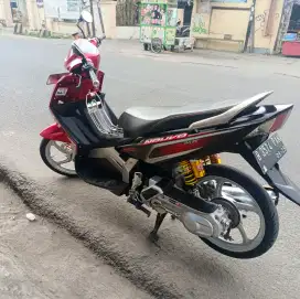 Jual santai bantai barang bagus mulus merah 2007