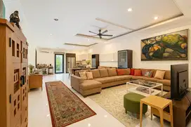 Rumah Mewah 3 Lantai di The Springs, Gading Serpong – Siap Huni