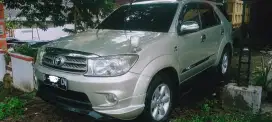 fortuner 2011 diesel G TRD
