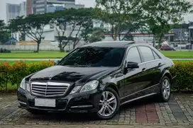 E CLASS TERBAIK Mercedes Benz E300 2011 Hitam