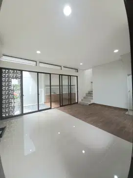 Rumah Flora yang ada AC 5, canopy depan,  kitchen set+ kompor, gordyn