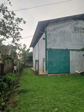 TANAH DAN BANGUNAN BEKAS PABRIK
