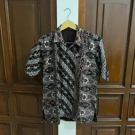 Kemeja batik regular tebal