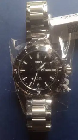 ORIS AQUIS DATE LIMITED EDITION TIARA MARGA TRAKINDO
