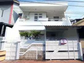 Disewakan Rumah 2 lantai Rapih di Rawamangun