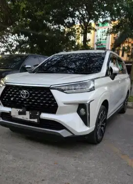 Toyota Avanza Veloz Q CVT 2023 metic