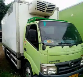 Hino Dutro 130HDLong Box AC Frezer Thermoking 5.8m Beku  Colt Diesel