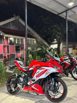 ZX25R SE ABS QS KM 1rb KAYAK BARU