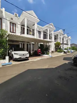 Rumah Mewah Dalam Townhouse Akses 2Mobil Di Jakarta Selatan Jagakarsa