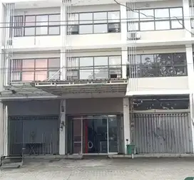 Ruko Menganti 3 lantai