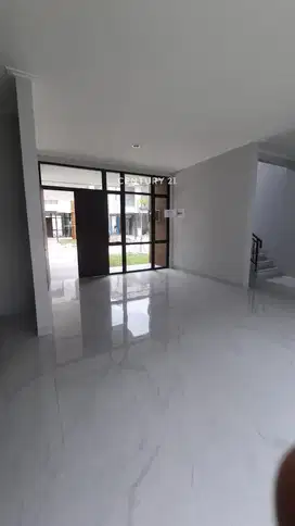 Rumah Mewah 2 Lantai Lokasi Elit Di Kuningan Village PIK 2