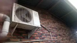 Terima AC, genset dan stabilizer rusak