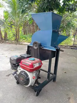 Chopper multifungsi, bekas tapi seperti baru