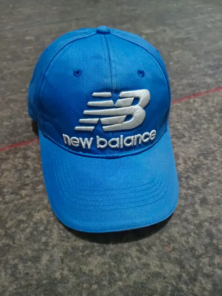 Topi new balance
