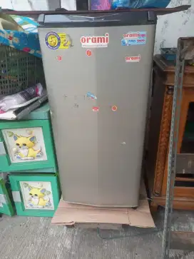 Kulkas Aqua 1 pintu
