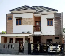 Rumah second dijual tingkat 112m²(2.3M)Ciracas Jakarta Timur