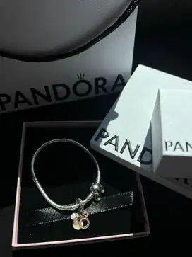 Pandora Bracelet X Disney Mickey Mouse + Charms 100% Original.