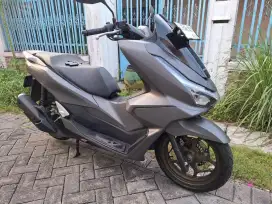 Jual cpt honda pcx ABS 2025 km 4000 kodisi 99% spt baru