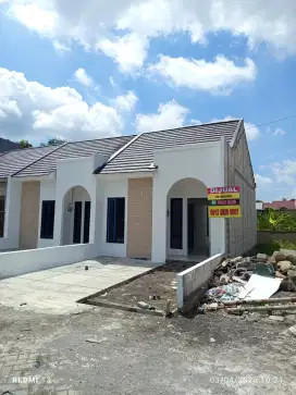 Jual murah rumah T36/60 cuma 325jt Tlogomulyo tengah kota
