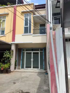 Dikontrakkan Ruko di jl raya