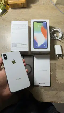IPHONE X 256GB WHITE LENGKAP GARANSI RESMI