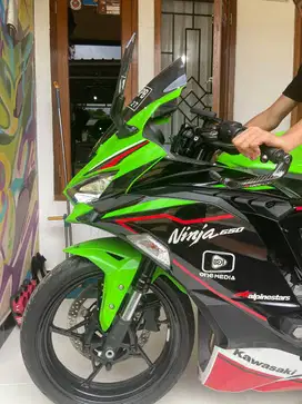 KAWASAKI NINJA ZX25 ABS SE, KRT QS