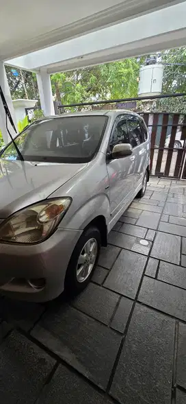 Toyota Avanza 2010 Bensin