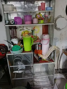 Rak piring dapur