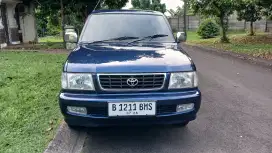 KIJANG LGX 2.0 MT Th 2002 mulus