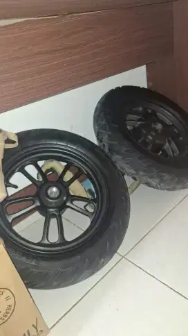 Velg + Ban dan Aksesoris