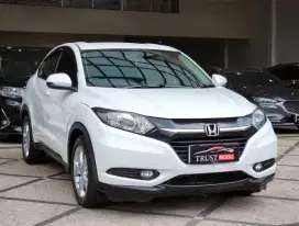 LOW KM!! HONDA HR-V 1.5 S AUTOMATIC 2017 PUTIH