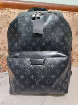 Tas Ransel LV Discovery Backpack Monogram Black Kondisi Second