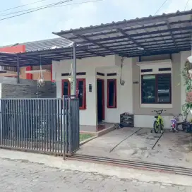 Disewakan rumah furnished or unfurnished