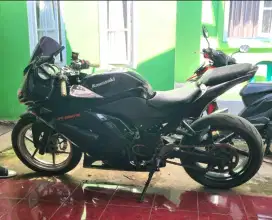 Ninja 250 R Karbu 2 Silinder.