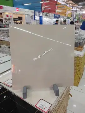 Granite Murah Cream Polos 60x60