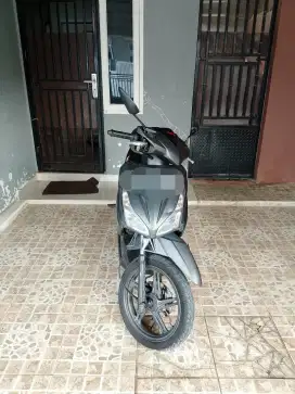 VARIO F1 2018 JUAL CEPAT