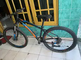 Sepeda Polygon Xtrada 5
