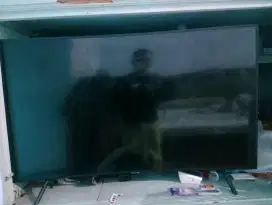 Jual 2 TV keadaan mati mesin motherboard dll masih bagus