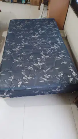Kasur Spring bed murah ex. Kos Putri