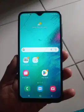 Samsung A10 ram 2/32 gb