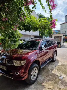 Dijual mobil Mitsubishi Pajero Sport