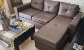 Sofa L + Meja, Meja Makan Terawat