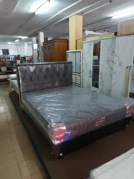 SET Tempat Tidur - Divan + Springbed 160 - Kasur - Bantal Guling