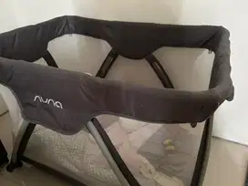 Baby Box Nuna Sena - travel cot