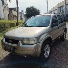Ford Escape 2004 Bensin