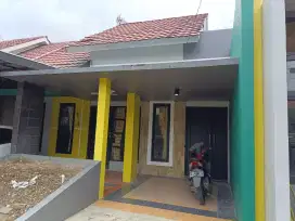 Yuk di Survey Rumah nya Type 110m2 4 Kamar Tidur