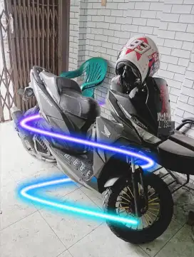 Sepeda Motor Honda Vario 150cc Warna Hitam Tahun 2017