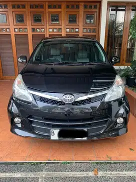 Dijual Toyota Avanza Veloz 1.5 A/T - 2013