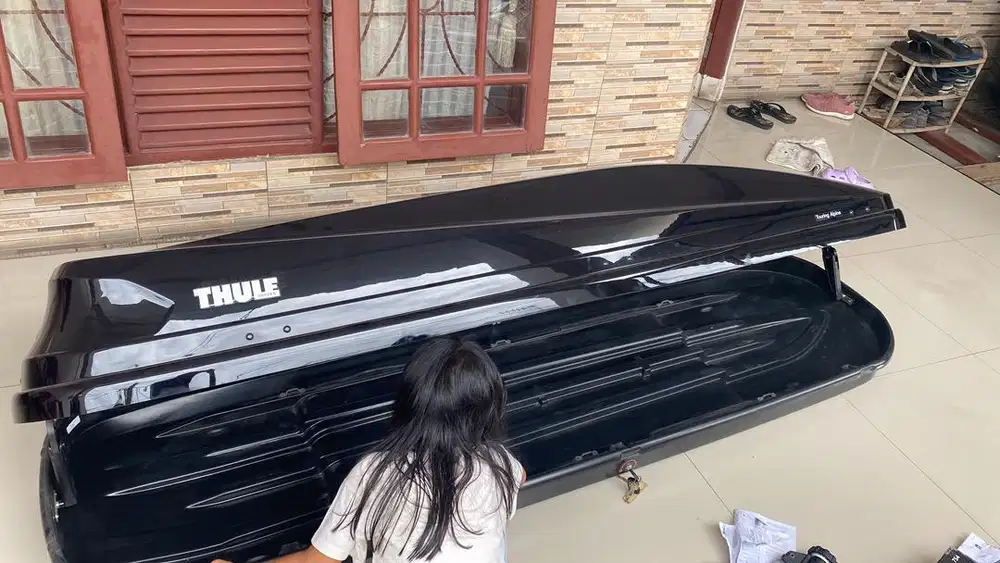 Roofbox Thule Touring Alpine 700 sweden   ( Original )